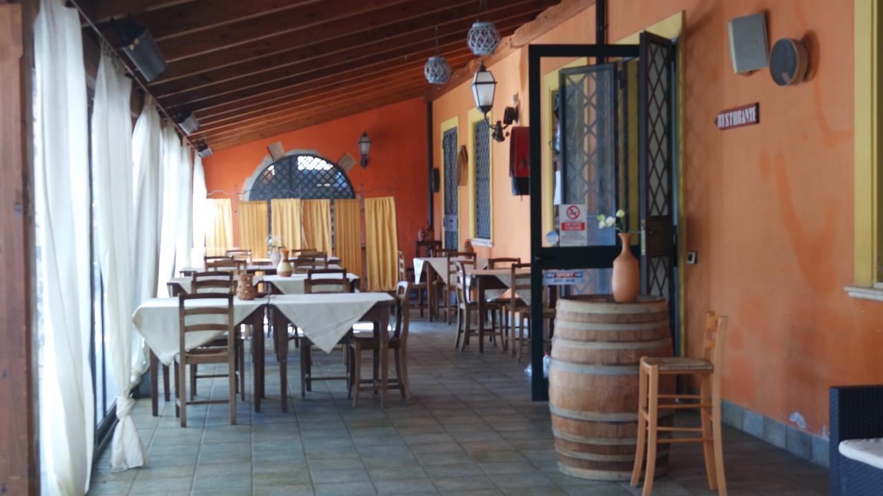 Гостевой дом Agriturismo Masseria I Risi Санта-Эуфемия-Ламеция Экстерьер фото