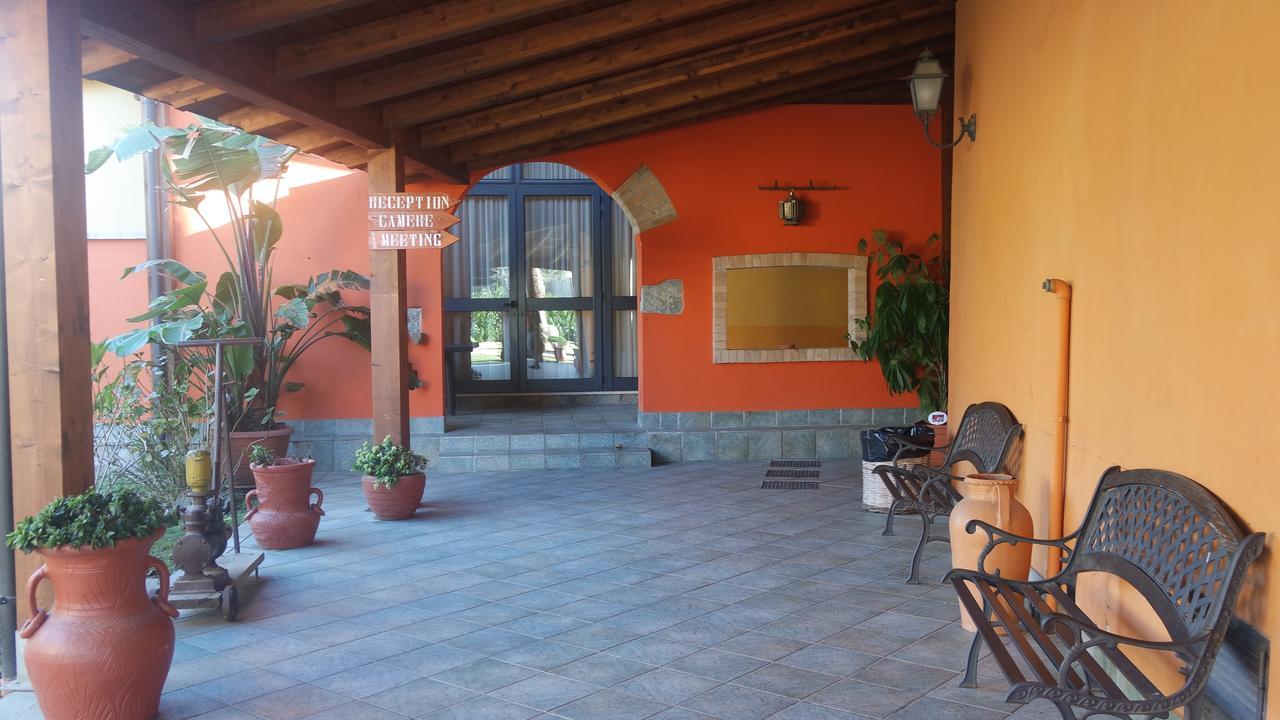 Гостевой дом Agriturismo Masseria I Risi Санта-Эуфемия-Ламеция Экстерьер фото