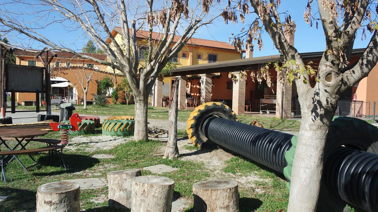 Гостевой дом Agriturismo Masseria I Risi Санта-Эуфемия-Ламеция Экстерьер фото
