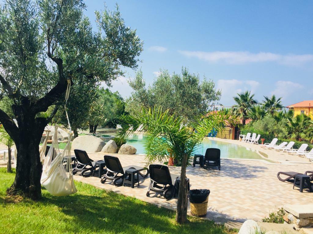 Гостевой дом Agriturismo Masseria I Risi Санта-Эуфемия-Ламеция Экстерьер фото